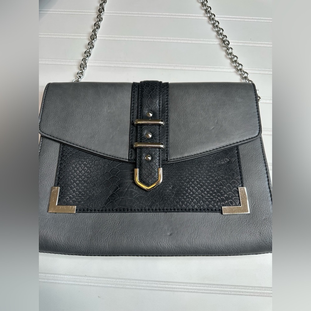 ALDO Grey slim envelope Chain strap Purse
